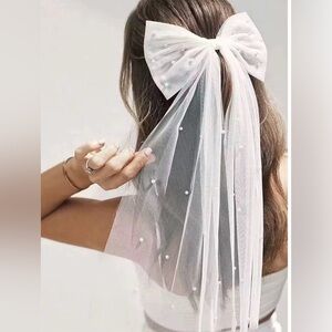 Bridal Hair Bow Veil Pearl Wedding Hair Piece White Tulle Bow with Clip Bache..